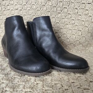 Crown Vintage Genuine Leather Black Zip-up Booties Women's 6 1/2